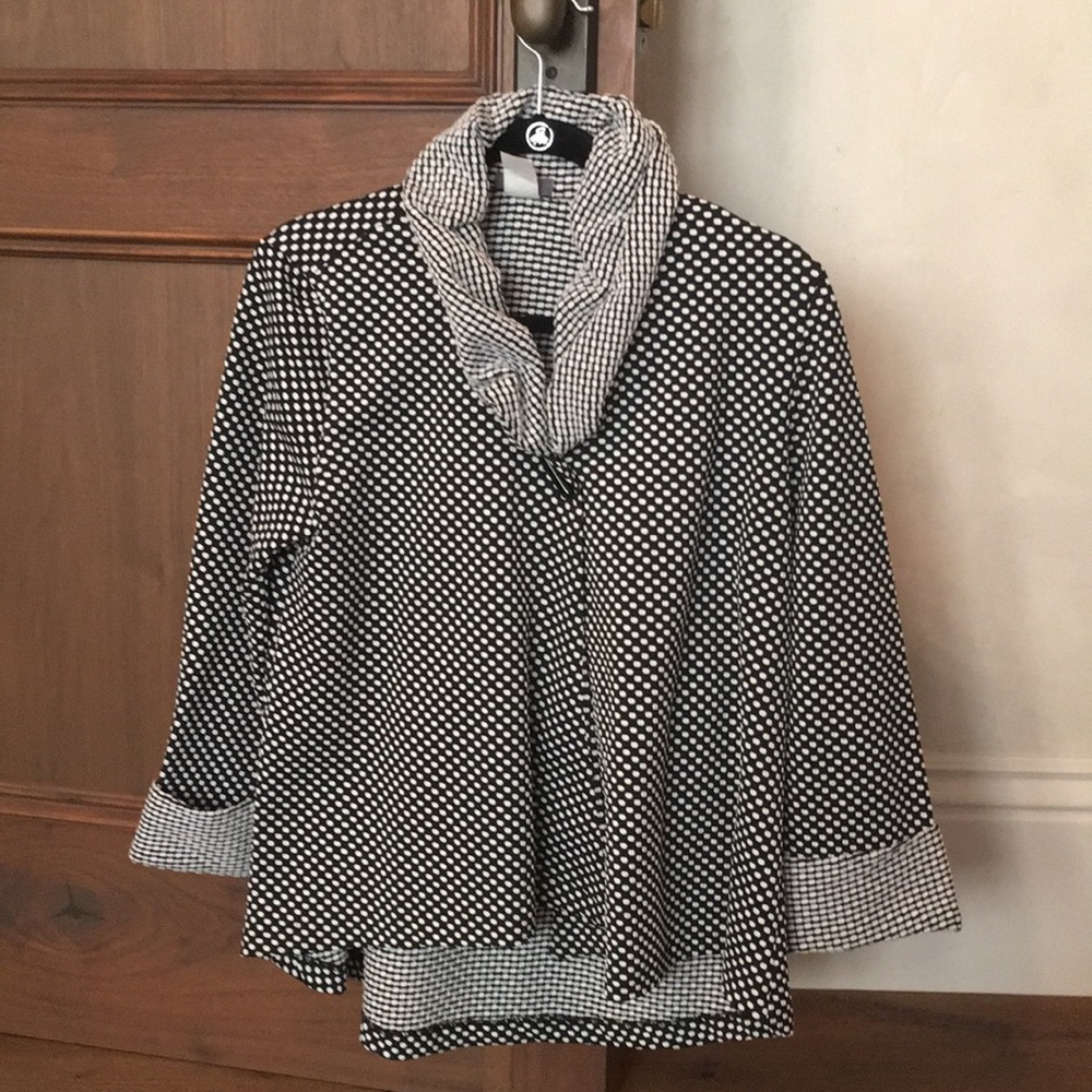 Yushi Black and White Polka Dot Jacket/Cape Small